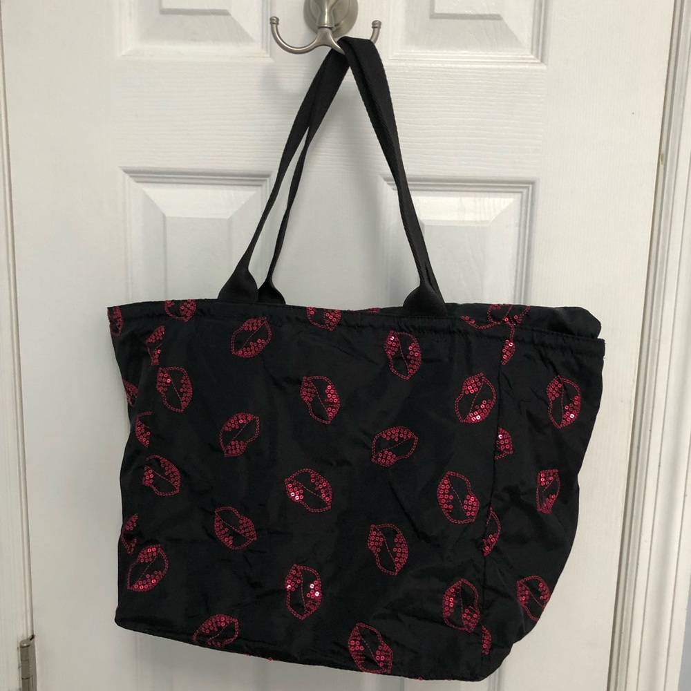 LeSportsac Sequin Lips Tote & Pouch Black Red Pink Zipper Nylon Hot - Picture 5 of 16